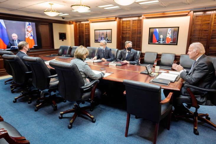 Menlu Ukraina: Putin...