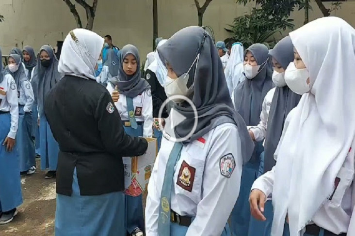 Siswa SMK di Pasuruan...