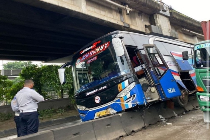 Ini Penyebab Bus AKAP...