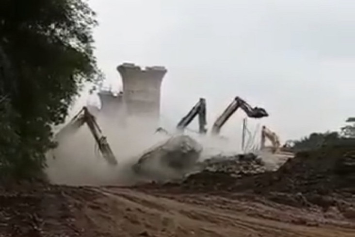 Heboh Video Pembongkaran...