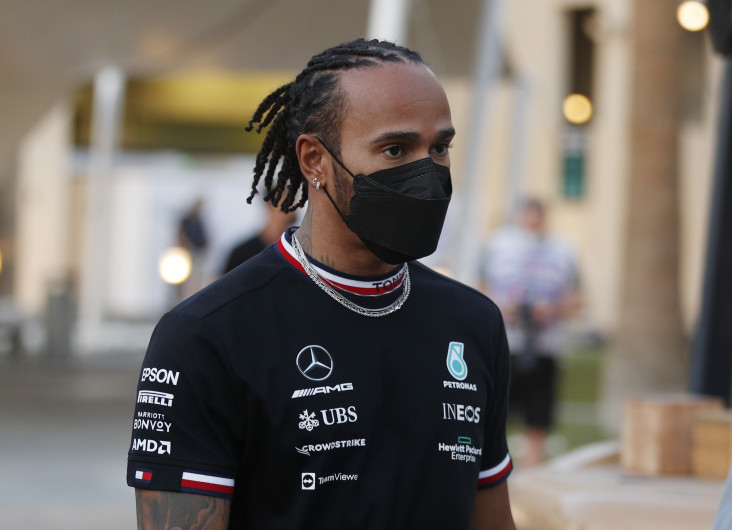 F1: Lewis Hamilton di...