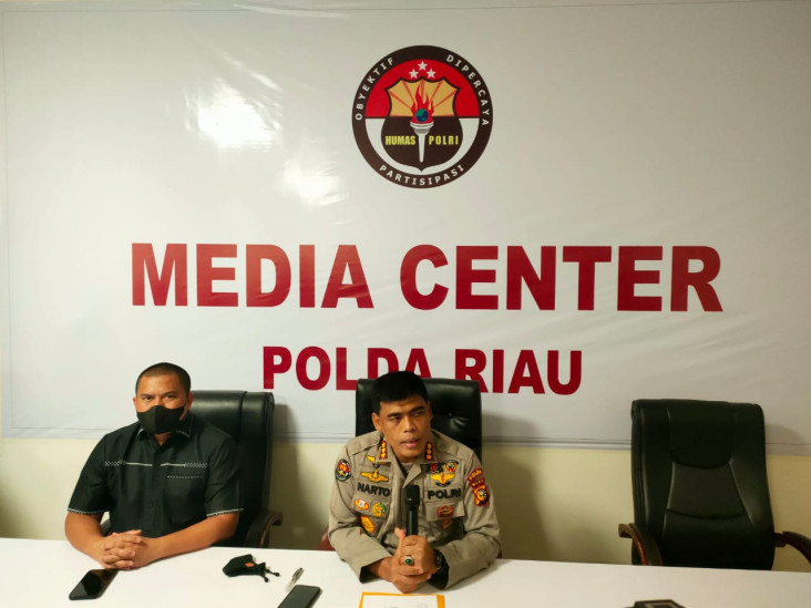 2 Oknum Polisi Pencaci...