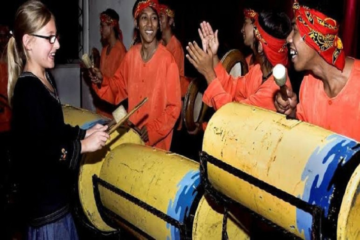 Bupati Jember: Musik...