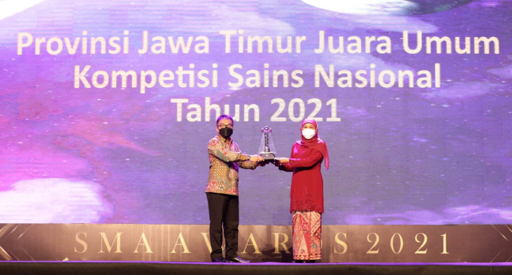 Jatim SMA Award 2021...