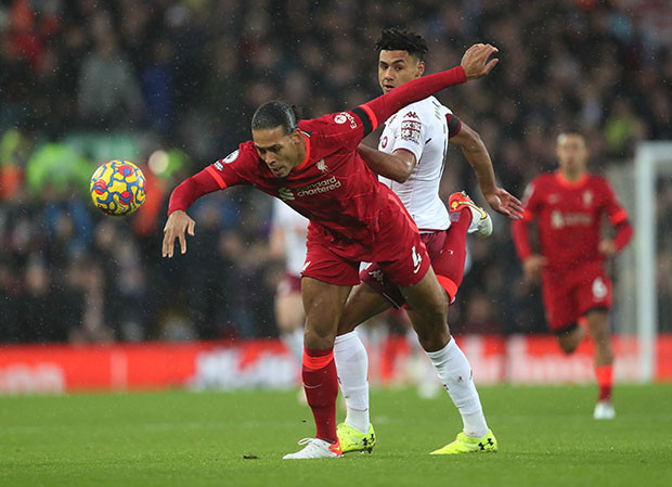 Hasil Liverpool vs Aston...