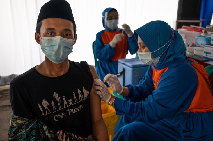 UNICEF Terima Donasi...