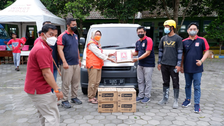 Karyawan Alfamidi Patungan...