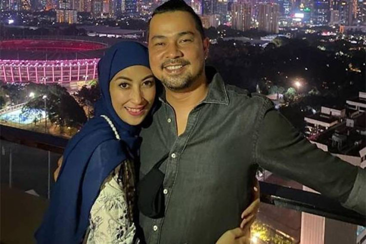 Annisa Trihapsari Banting...
