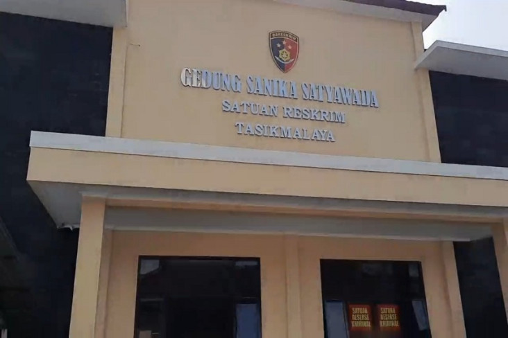 Santriwati Korban Pelecehan...