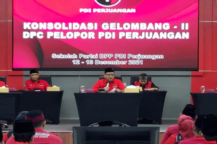 Kader PDIP Diminta Menjauh...