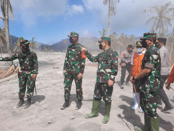 KSAD Dudung Abdurachman...