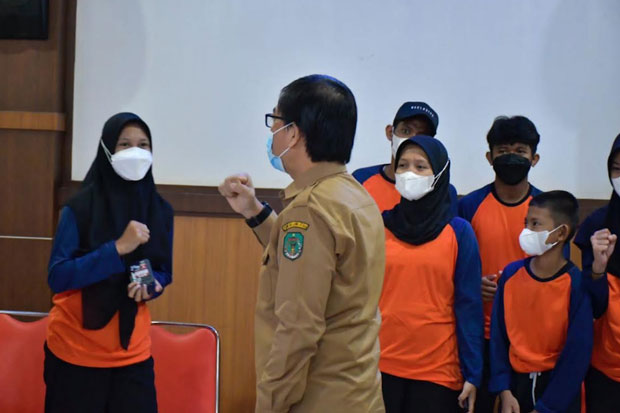16 Atlet Anggar Luwu...