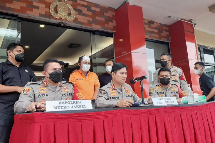 Kronologi Perampokan...