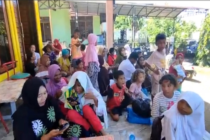 Peringatan Tsunami Dicabut,...