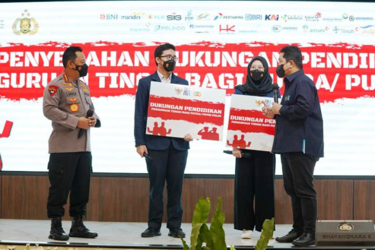 BUMN Salurkan Bantuan...