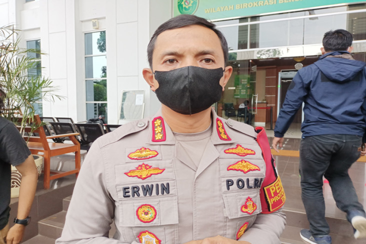 Mondar-mandir saat Sidang...