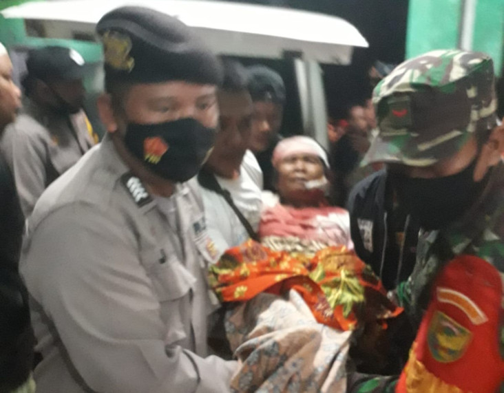 Wanita Paruh Baya di...