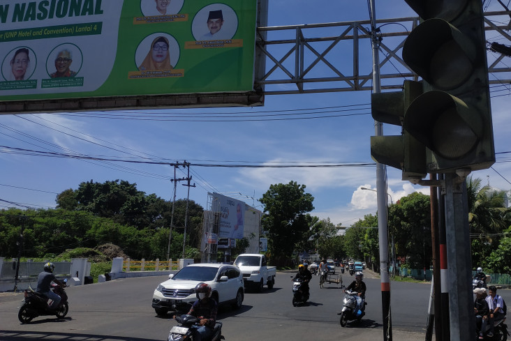 Kabel Traffic Light...