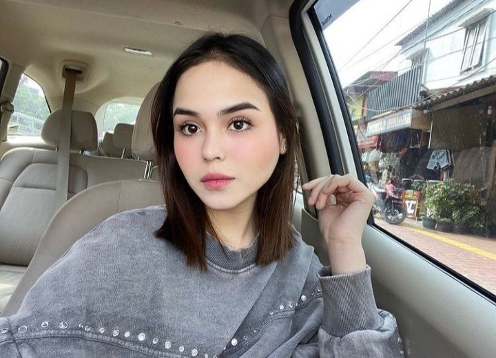 Laura Anna Meninggal,...