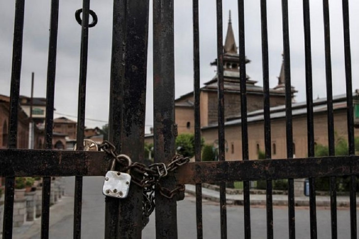 Masjid Jamia Kashmir...
