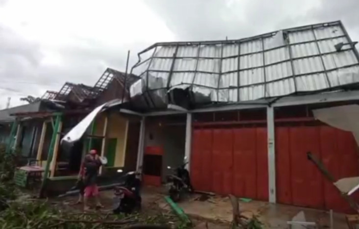 277 Rumah Warga di Madiun...