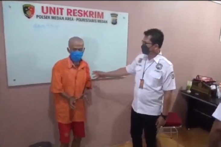 Kalap Serang Petugas,...