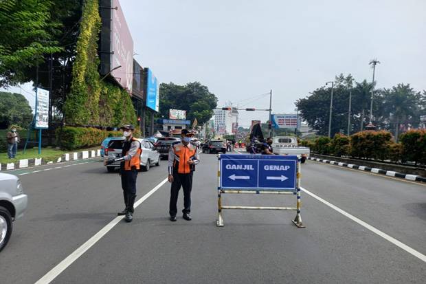 Ganjil Genap di 13 Jalan...