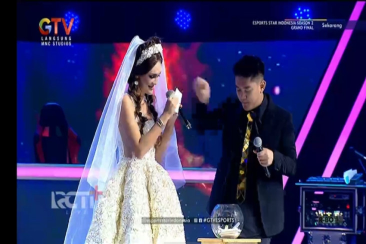 Anggunnya Luna Maya...