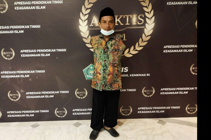 Untung, Guru Honorer...