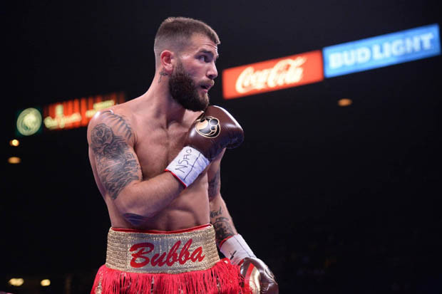 Caleb Plant Pengin Banget...