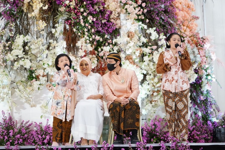 Arsy dan Amora Duet...
