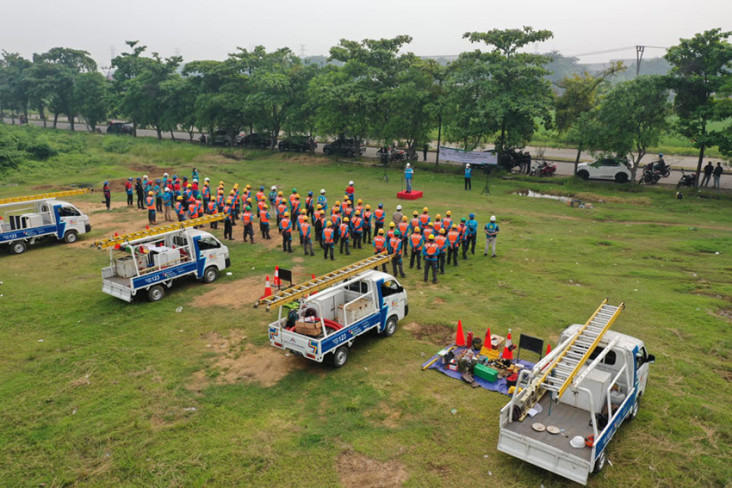 PLN UP3 Cikarang Jaga...