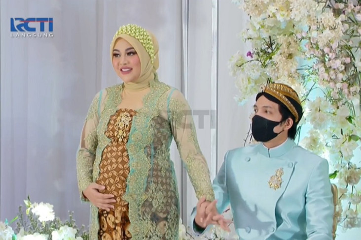 Atta Halilintar-Aurel...