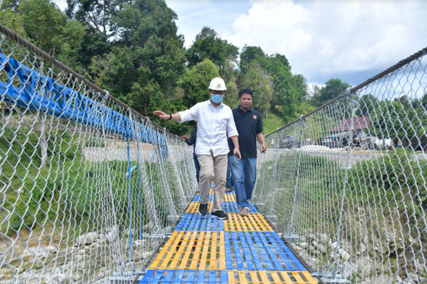 Pembangunan Rampung,...