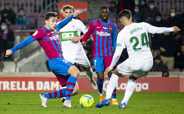 Hasil Barcelona vs Elche:...