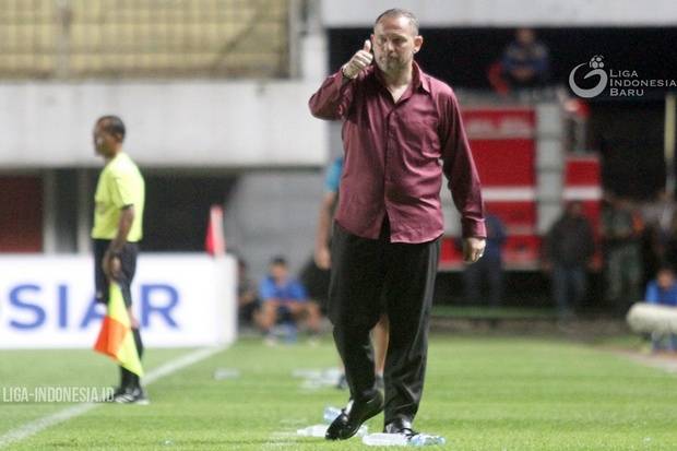 PSS Sleman Pecat Dejan...