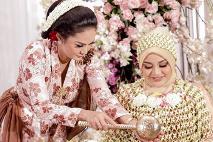 Segera Jadi Nenek, Ini...