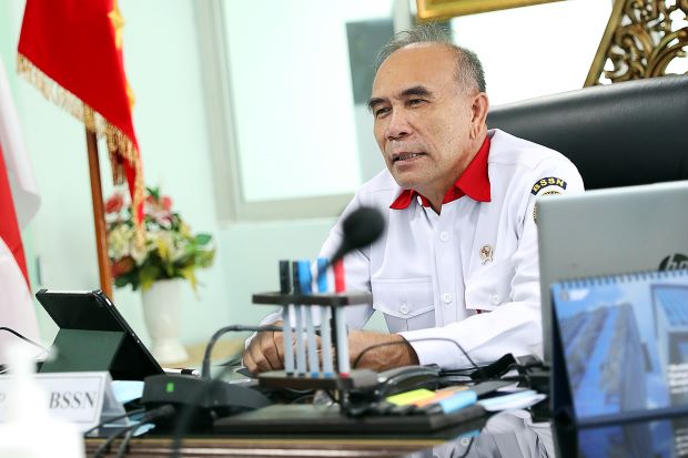 Permudah Layanan Elektronik,...