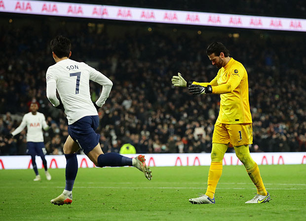 Hasil Tottenham vs Liverpool:...