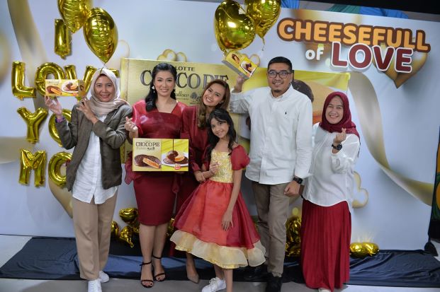 Rayakan Momen Spesial...