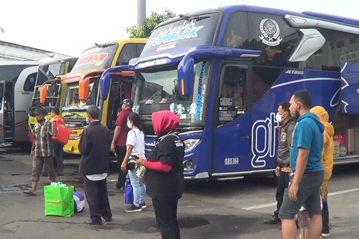 Jelang Libur Nataru,...