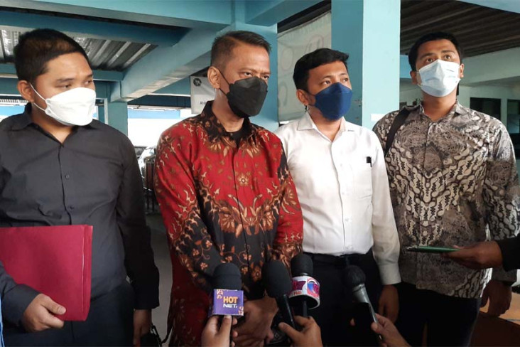 Jalani Sidang Perwalian...