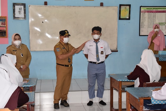 Langkah Gubernur Sugianto...