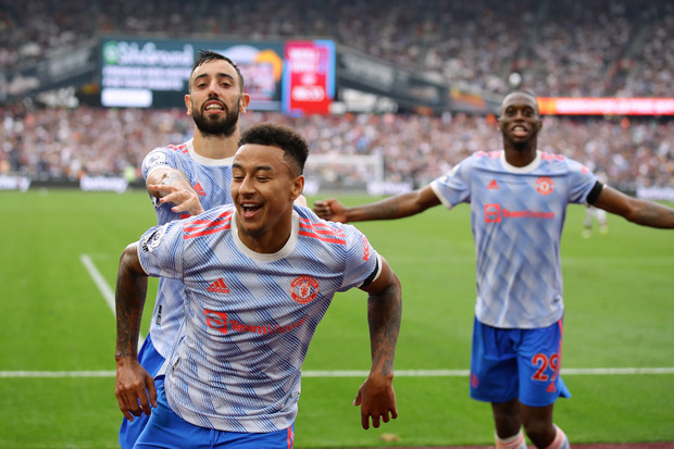 Coba Curi Hati Rangnick,...