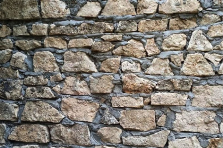 Beton Bekas Markas Tentara...