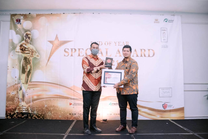 Bersinar Saat Pandemi,...