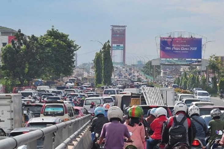 Jelang Akhir Tahun,...