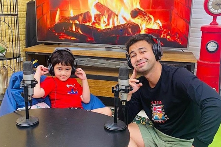 4 Podcaster Terkaya...
