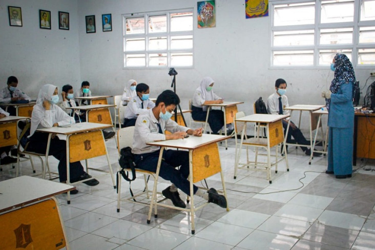 Pemerintah Kembali Terbitkan...
