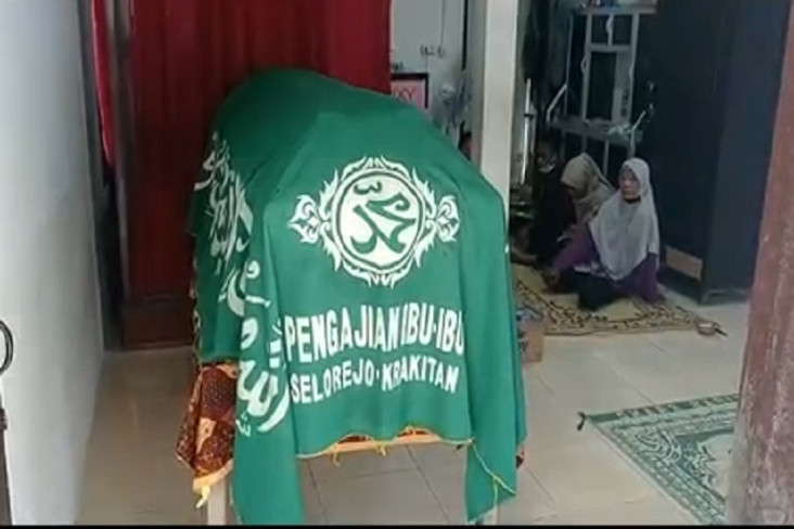 Ternyata Sejak Setahun...